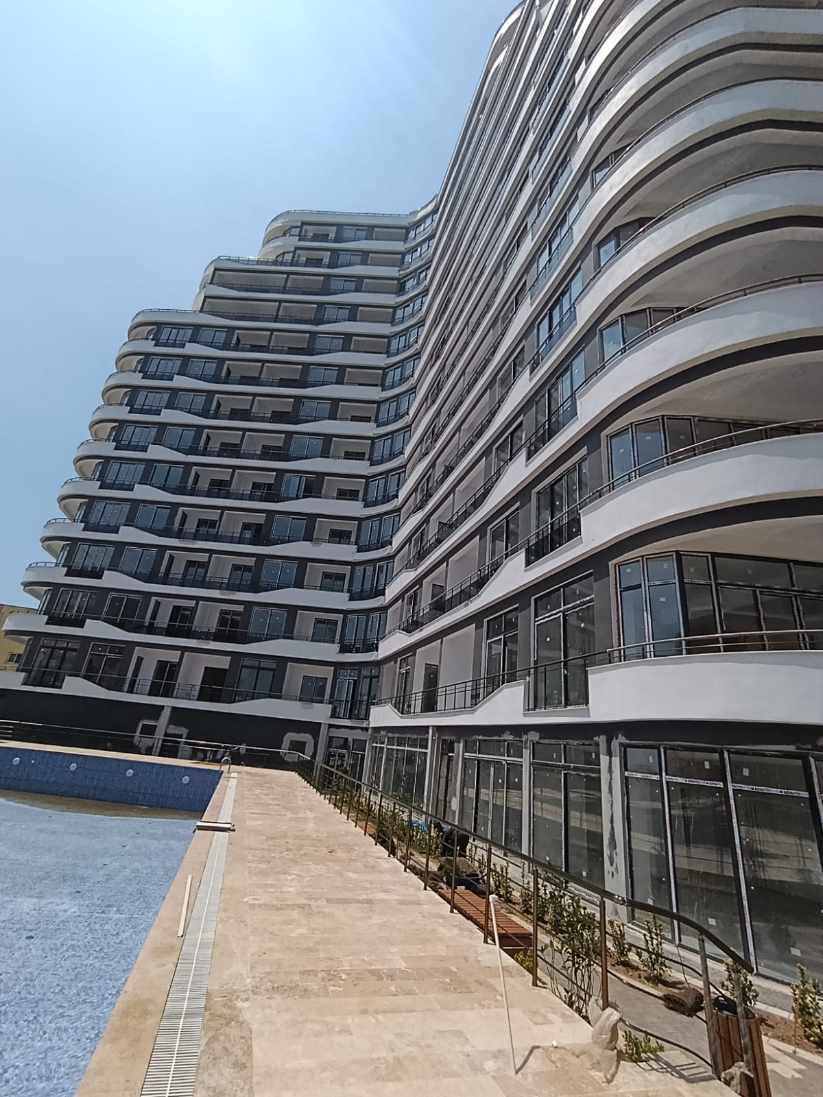 Modern Villa Alüminyum ve Cam Korkuluk Sistemleri - Görsel 7