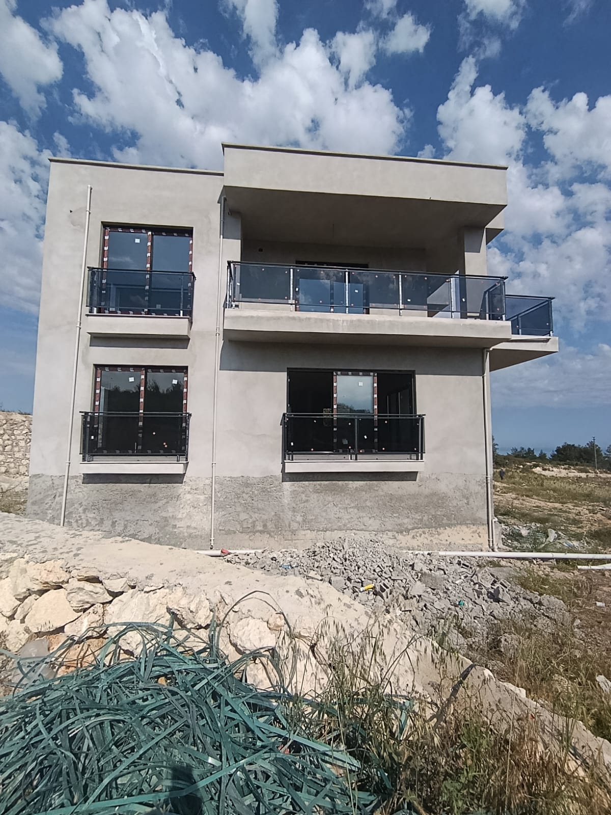Modern Villa Alüminyum ve Cam Korkuluk Sistemleri - Görsel 8